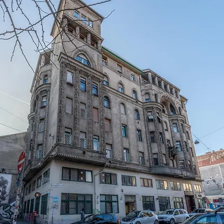 Hidden Gem Next Synagogue - A Appartement