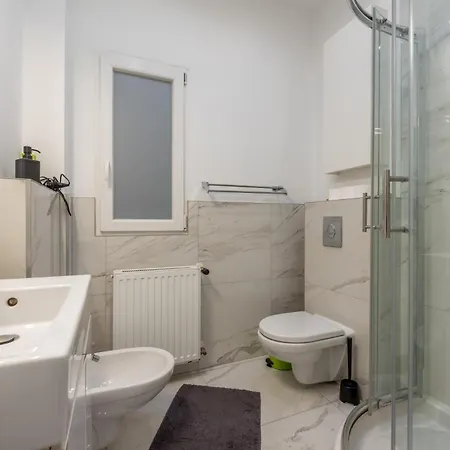 Hidden Gem Next Synagogue - A Appartement Boedapest